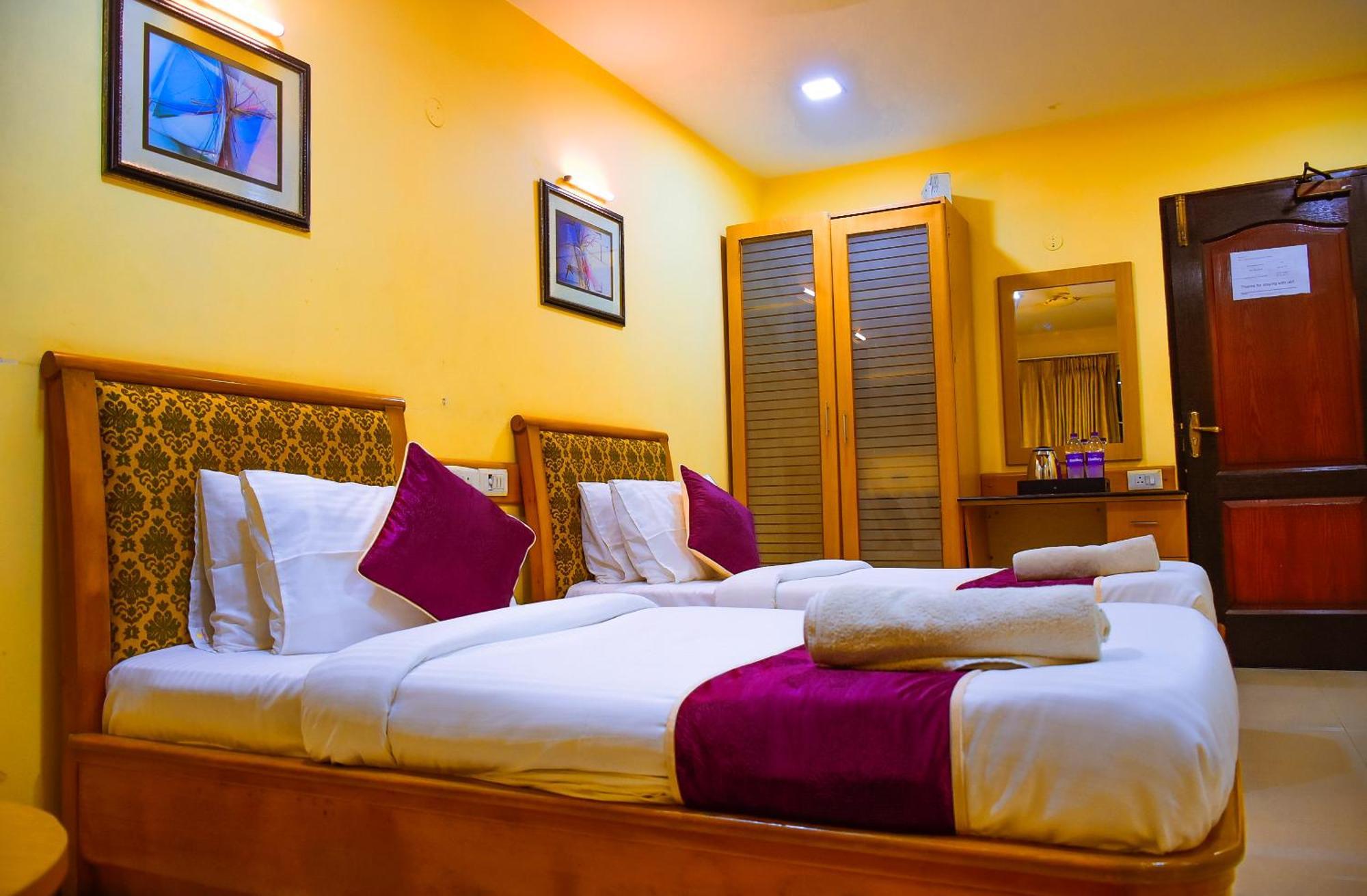 Naksha Tree Hotels - Mogappair Chennai Exterior foto